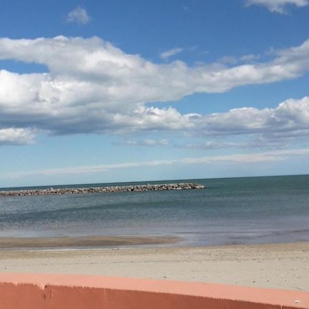 Appartement Climatise Centre De Palavas 外观 照片